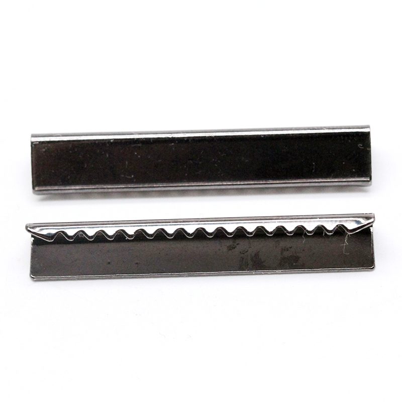 WG3587  35*6mm 铜多齿V型尾夹