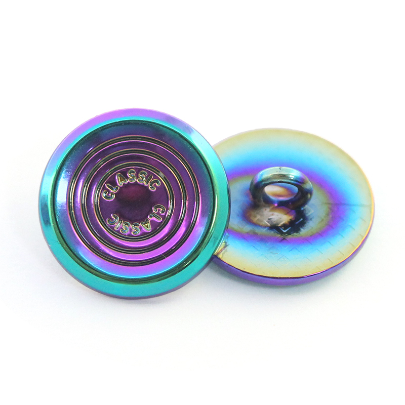 15mm合金线脚钮凹字唛CIASSIC