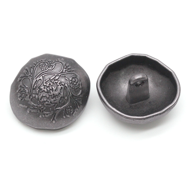 20.0mm 不规则合金线脚钮 凸图案  花形