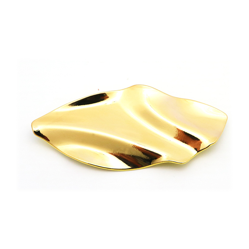 异形曲面合金线脚钮