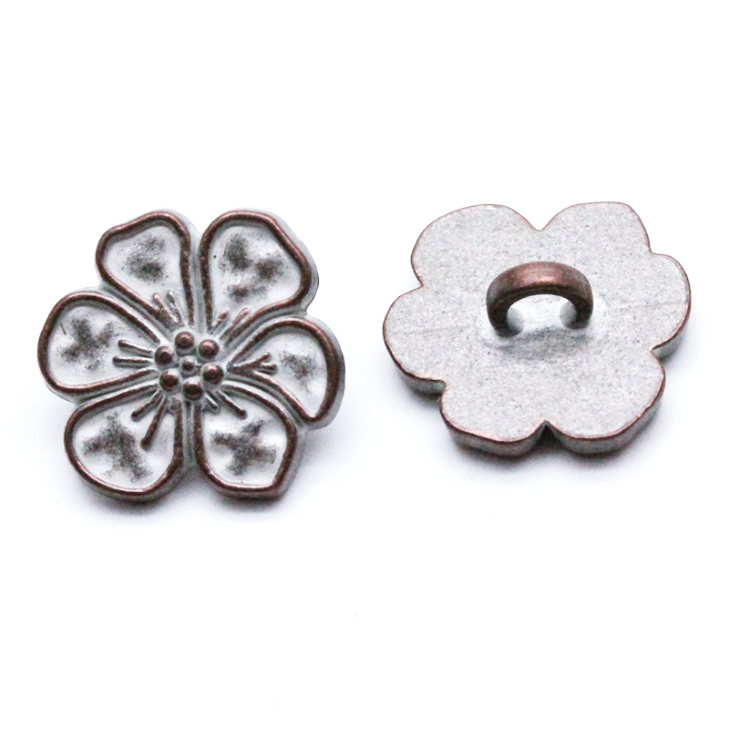 15mm樱花穿线脚钮