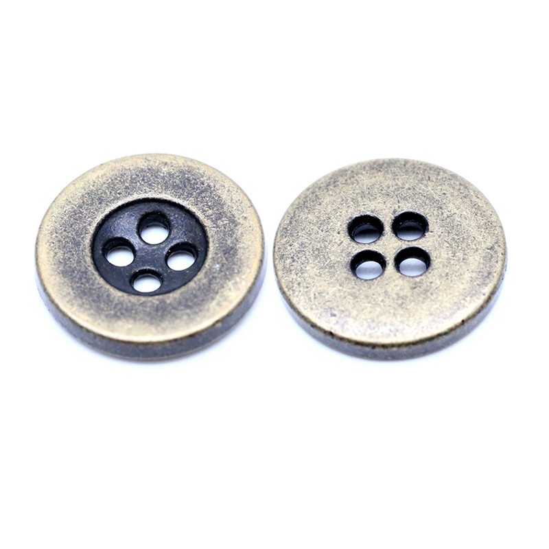 24L-15mm合金光身四孔钮
