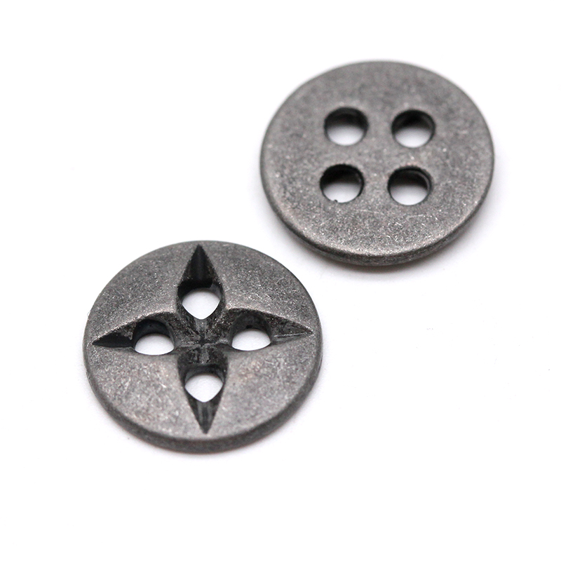 11.5mm 合金凹图案四孔钮 四个箭头