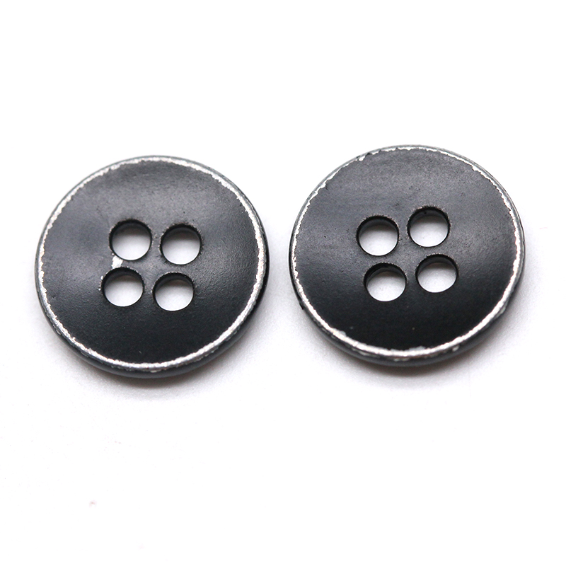 12.5mm合金四孔钮  艺术效果