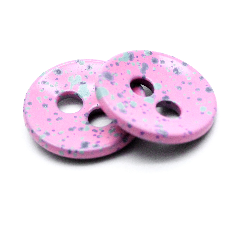 WA5760  10mm 两孔钮 喷漆点