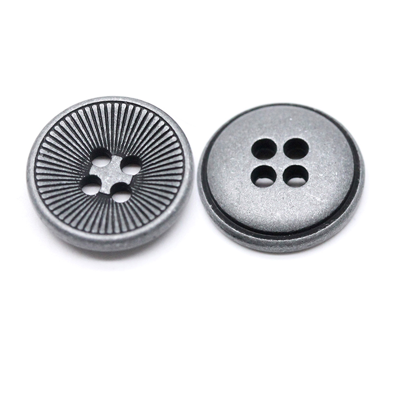 16mm合金四孔钮  太阳花 线条