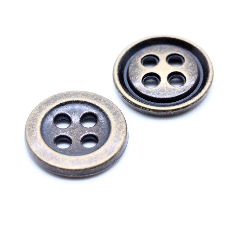 17mm合金四孔钮 四眼扣