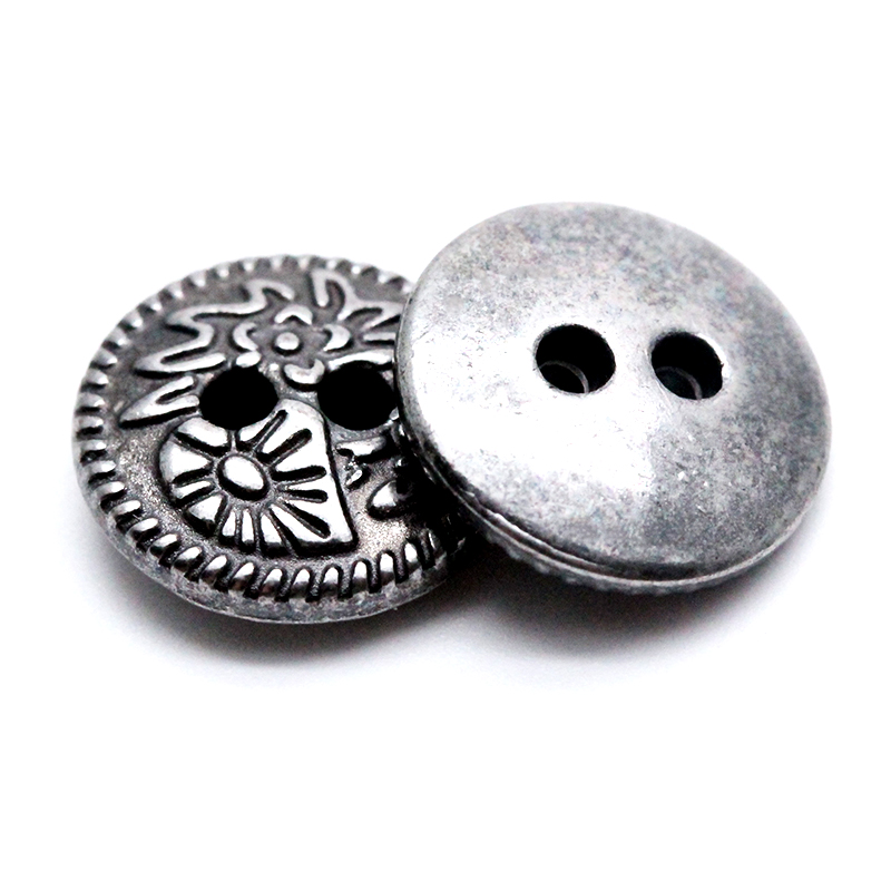 12mm合金两孔钮 花纹