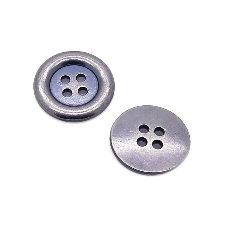 28L-18mm合金四孔钮  大凸边