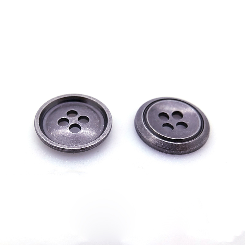 18mm合金四孔钮