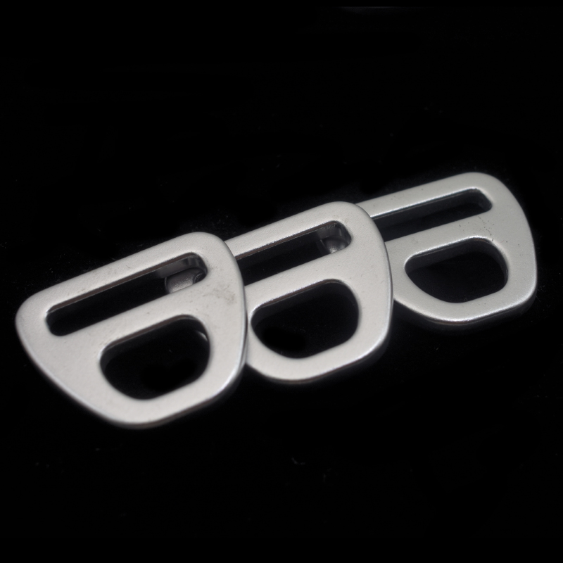 铝合金梯形日字扣