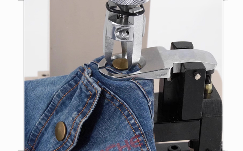 15mm四合扣 的国际标准中 开合力（Unsnapping Force） 和 扣合力（Snapping Force）要求是多少