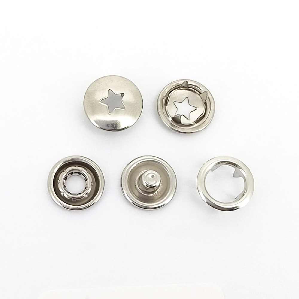 AB不锈钢五爪扣：童装安全与品质的守护者，AB 亚洲钮扣匠心铸就