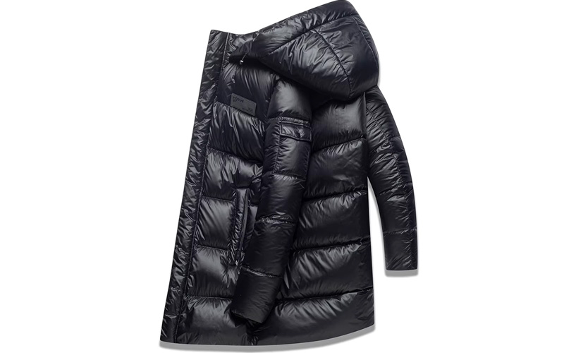 AB亚洲钮扣：引领羽绒服革新，塑料四合扣开启轻量化时代