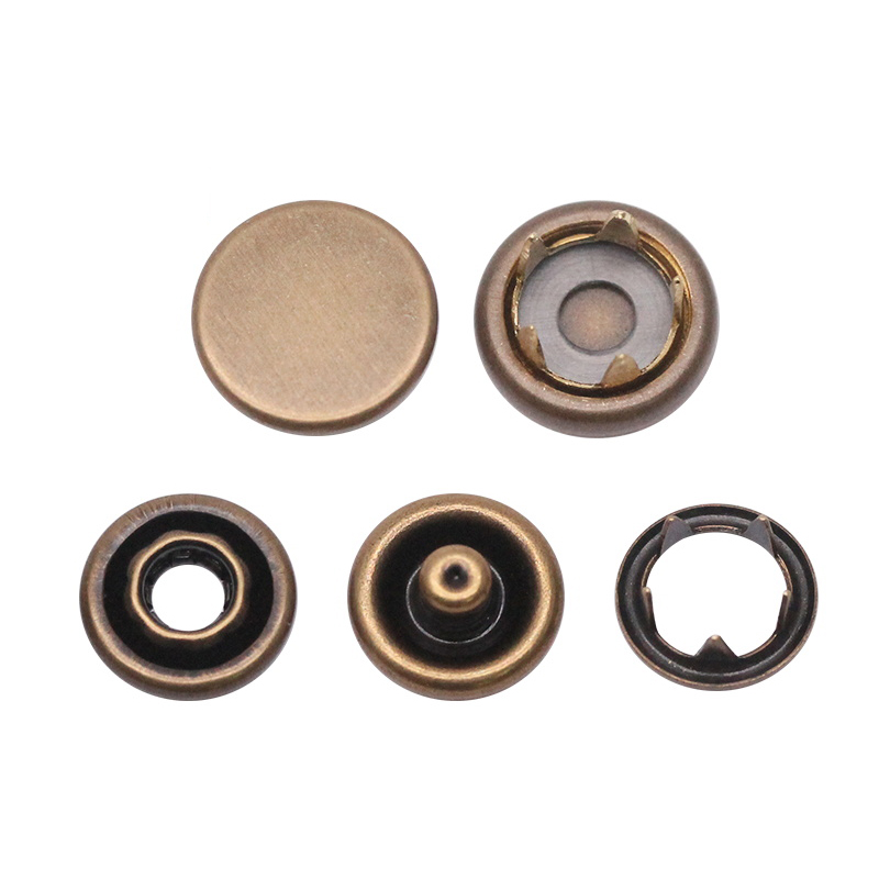 AB亚洲钮扣童装五爪钮：安全与品质的完美守护者