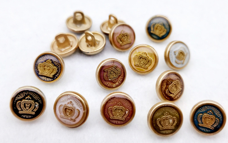 杭州高档男装金属钮扣哪家质量好？AB亚洲钮扣实力领航