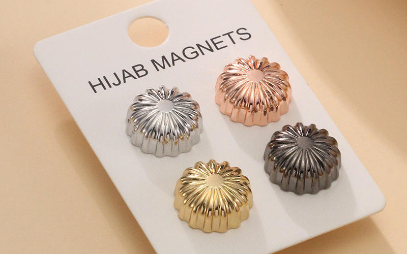 2025年 盖头磁性新浮雕磁性按扣  55种颜色的磁性胸针