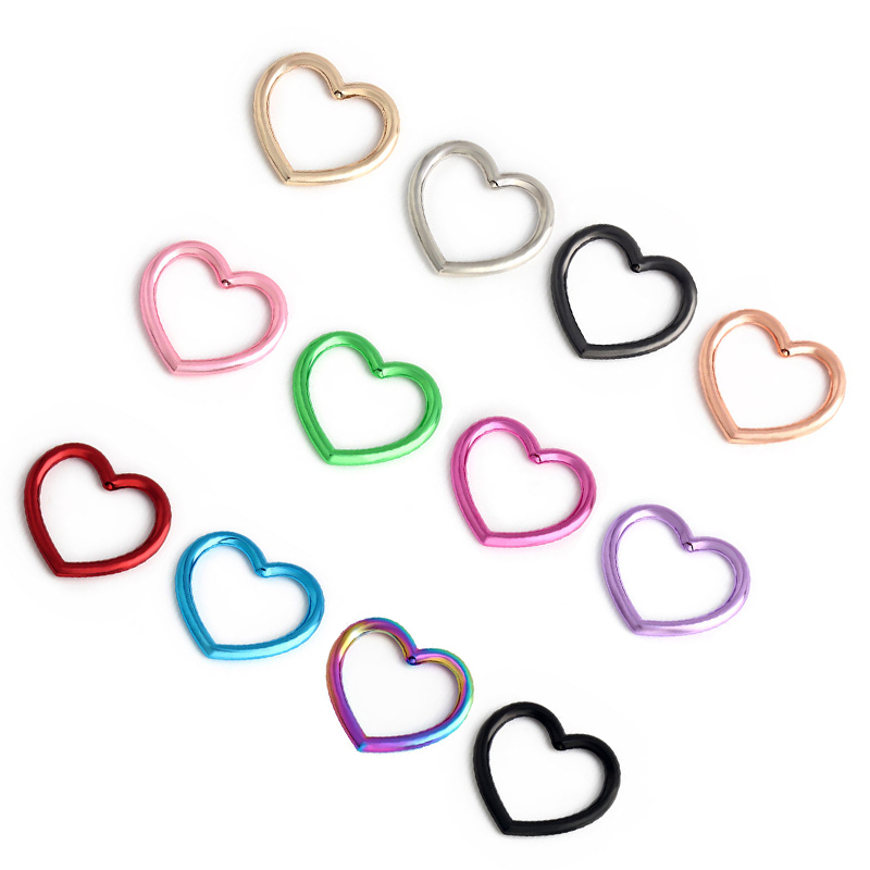 有所“扣”，质藏温柔——高品质心形锌合金扣具，以匠心致细节